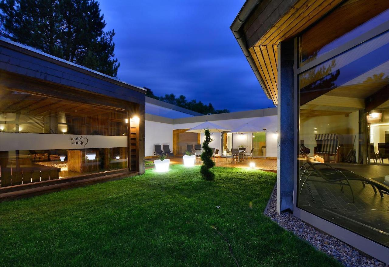 Landhotel Schnuck Schneverdingen Εξωτερικό φωτογραφία