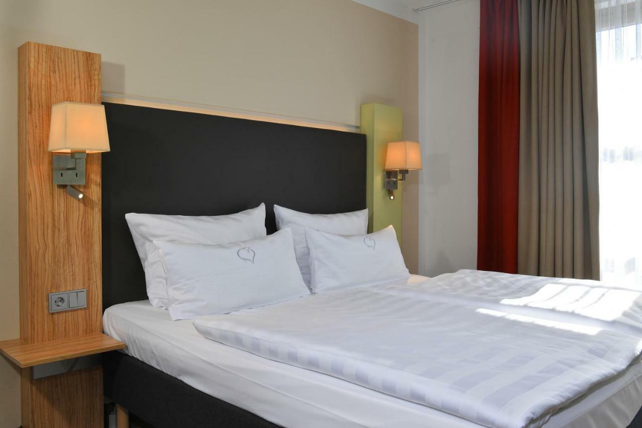 Landhotel Schnuck Schneverdingen Εξωτερικό φωτογραφία